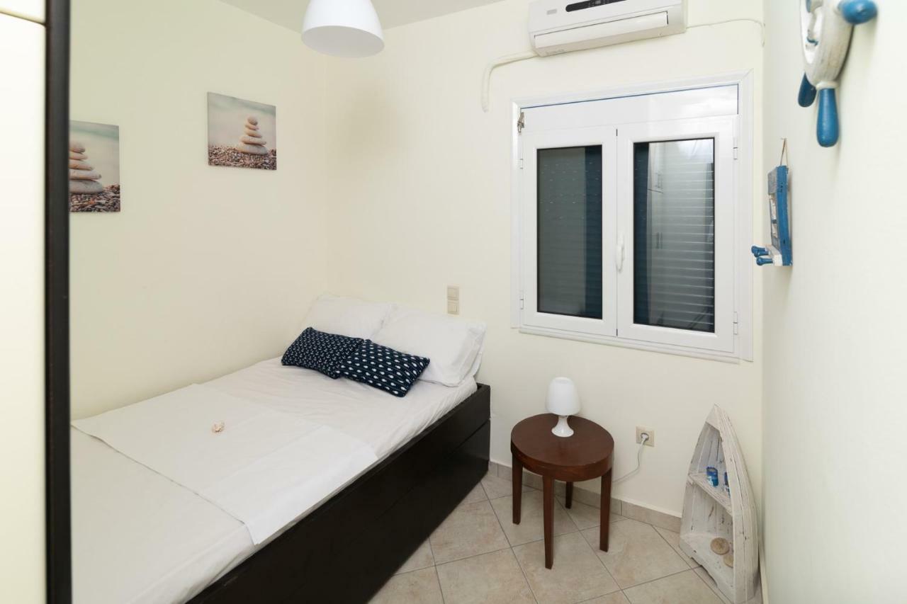 Karavostasi  Seaview Flat Steps To The Beach מראה חיצוני תמונה